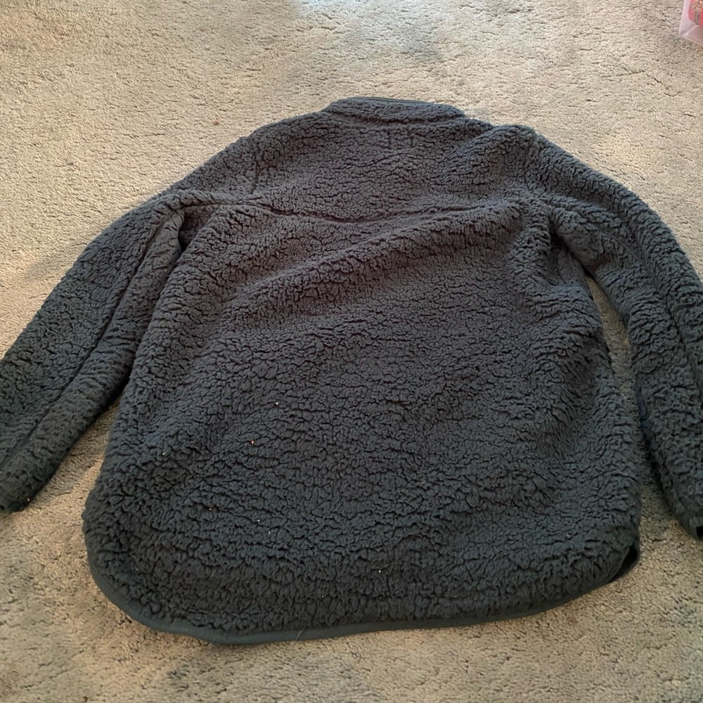 Fluffy pullover - Picture 2 of 3